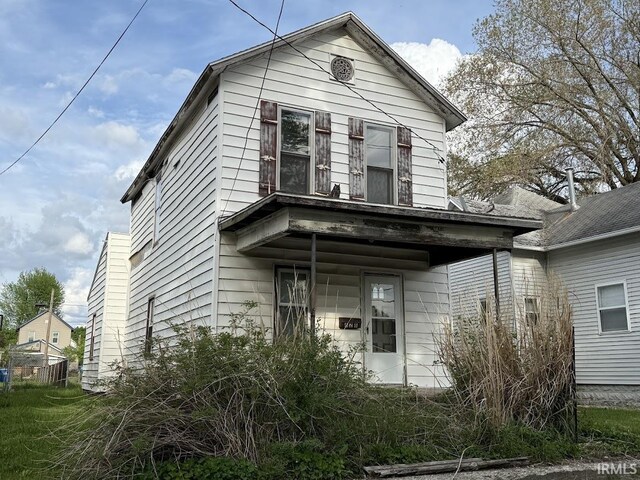 view of traditional home