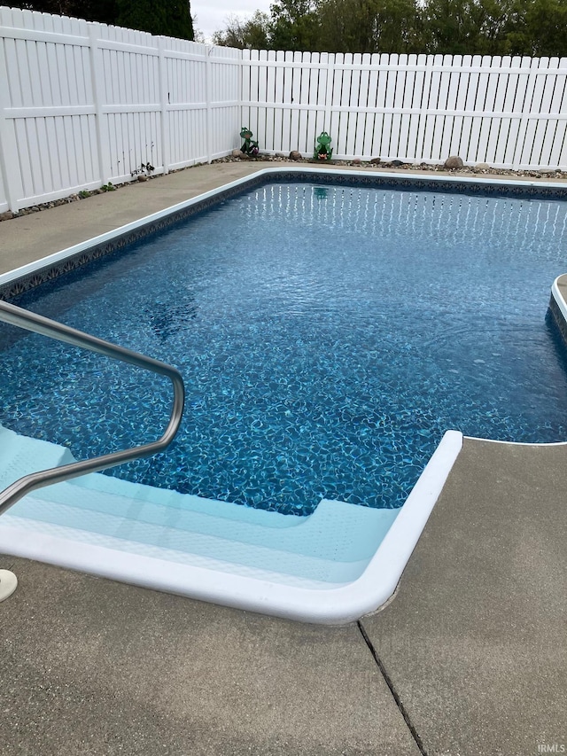 3700 Saint Andrews Pl, Elkhart, IN 46517 - view of pool with a fenced backyard