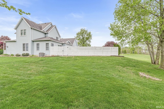 3700 Saint Andrews Pl, Elkhart, IN 46517 - view of yard featuring central air condition unit