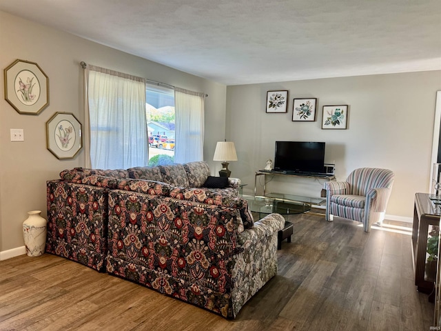 1719 Linwood Dr, Bedford, IN 47421 - living area featuring wood finished floors and baseboards