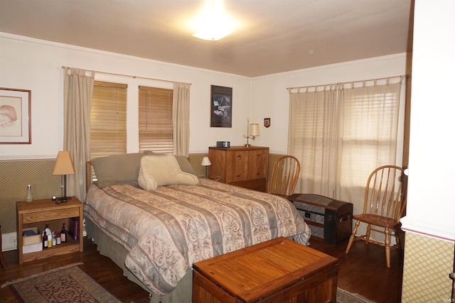 1208 Leeper Ave, South Bend, IN 46617 - bedroom with wood finished floors and a wainscoted wall