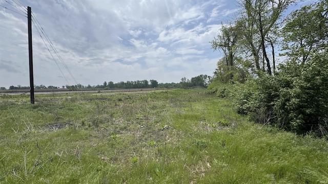 OFF W 300 S, Princeton, IN 47670