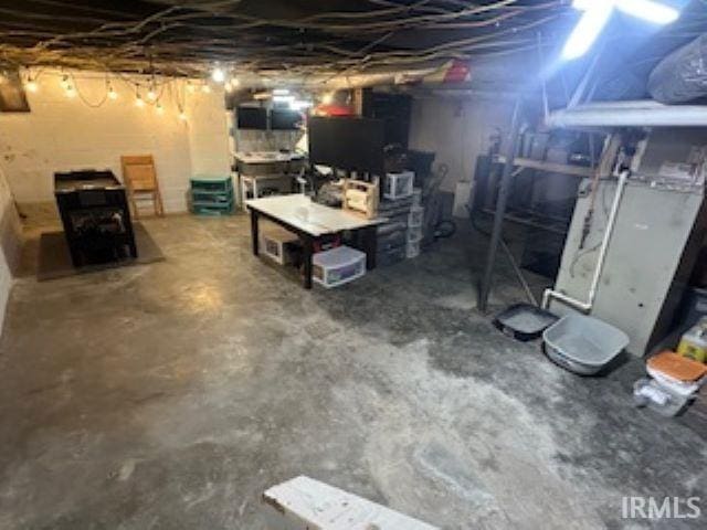 view of unfinished basement