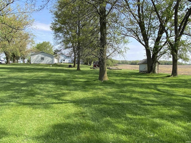 4227 S 0th Rd, Berne, IN 46711 - view of green lawn