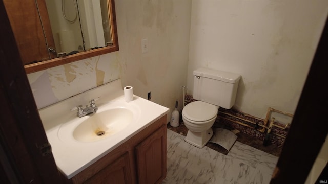 3927 E Driftwood Loop, Monticello, IN 47960 - half bathroom featuring vanity and toilet