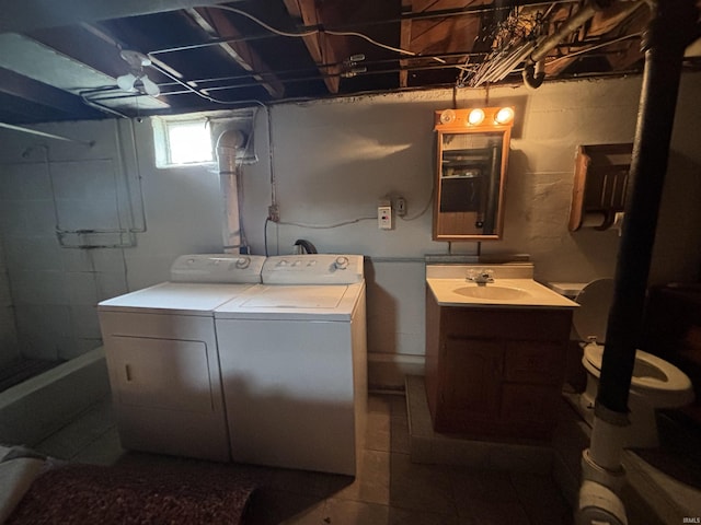 919 Kensington Blvd, Fort Wayne, IN 46805 - washroom featuring washing machine and dryer and tile patterned flooring