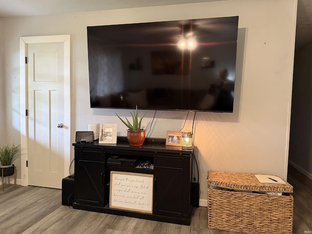 2823 Hillside Dr, Bedford, IN 47421 - detailed view of wood finished floors and baseboards