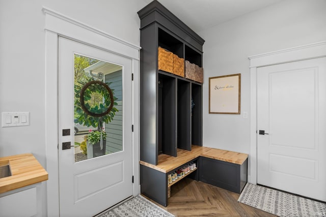 8086 Shepardson Creek Dr, Lafayette, IN 47905 - view of mudroom