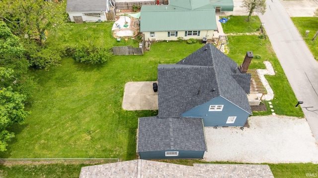 aerial view of property and surrounding area