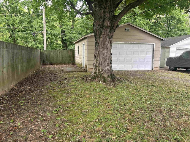 2705 Edgar St, Evansville, IN 47710 - view of detached garage
