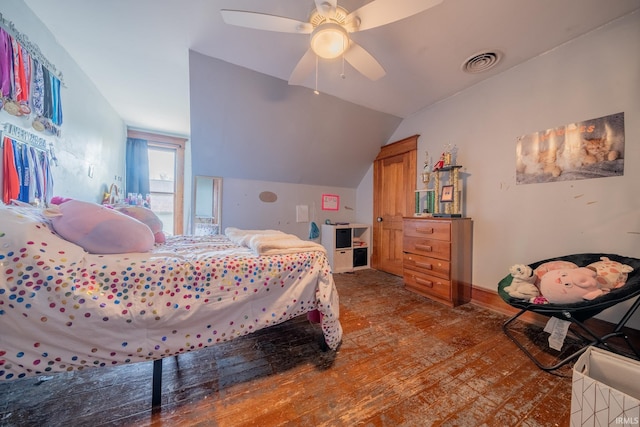 521 S Riverside Dr, Winamac, IN 46996 - bedroom with wood finished floors, lofted ceiling, and ceiling fan
