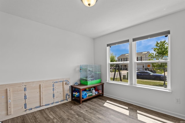 384 Ariel Dr, Kokomo, IN 46901 - recreation room featuring wood finished floors and baseboards