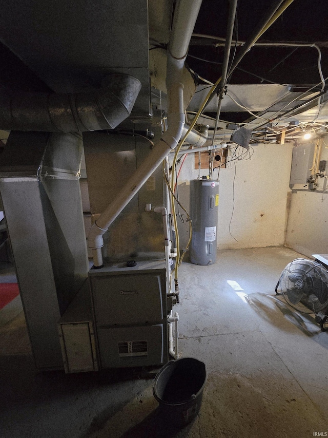 130 W 2nd St, Rochester, IN 46975 - unfinished below grade area with electric water heater