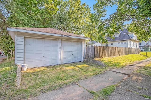 view of detached garage