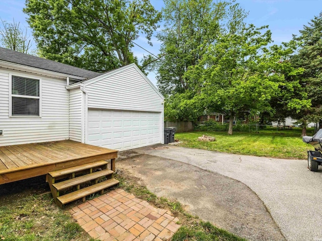 541 S Kelsey Ave, Evansville, IN 47714 - garage featuring driveway