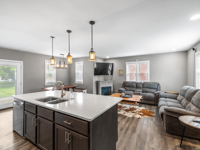 541 S Kelsey Ave, Evansville, IN 47714 - kitchen featuring a sink, healthy amount of natural light, dark wood-style floors, and recessed lighting