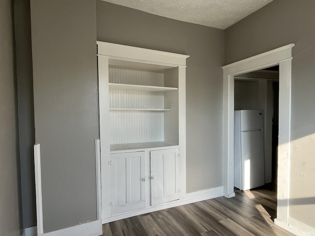 115 E 2nd St, Peru, IN 46970 - view of closet