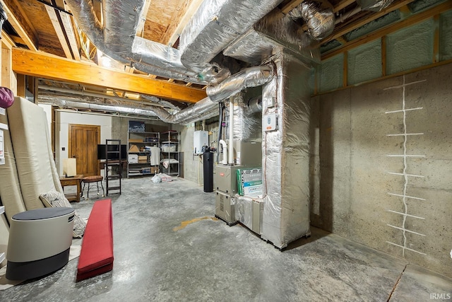 3622 Glenridge Ln, West Lafayette, IN 47906 - unfinished below grade area featuring water heater