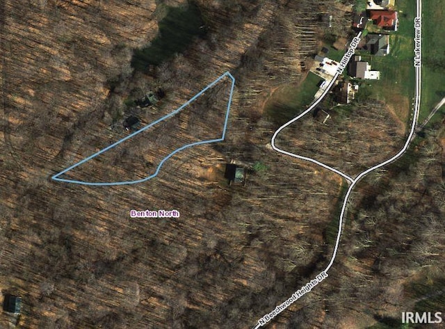 N Hilltop Dr, Unionville, IN 47408