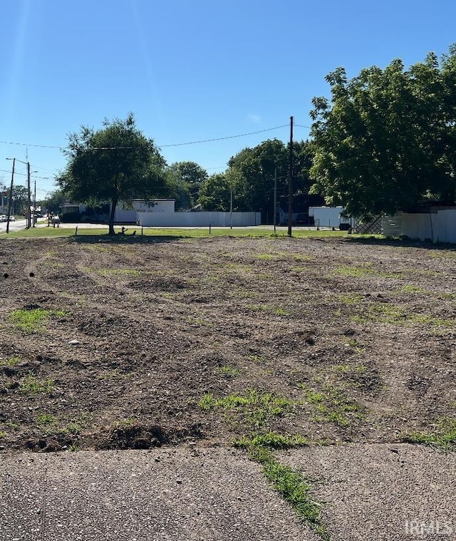 610612 E Franklin St, Evansville, IN 47711