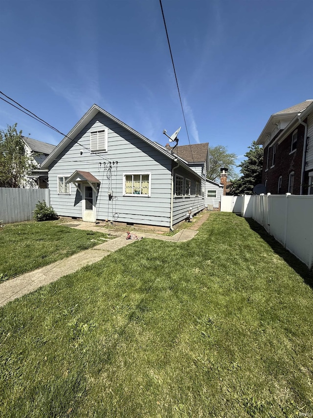 255 W Main St, Peru, IN 46970 - view of rear view of house