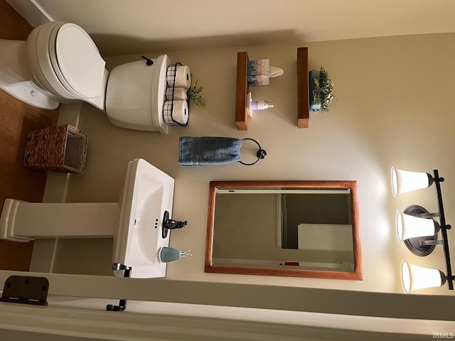 6425 E Wellston Dr, Bloomington, IN 47408 - view of bathroom