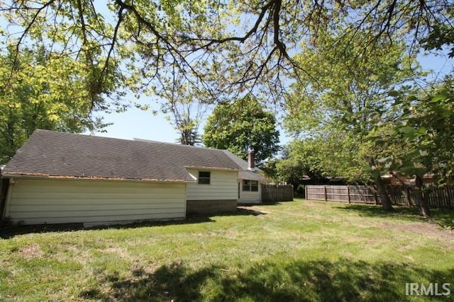 128 E Washington St, Williamsport, IN 47993 - view of yard