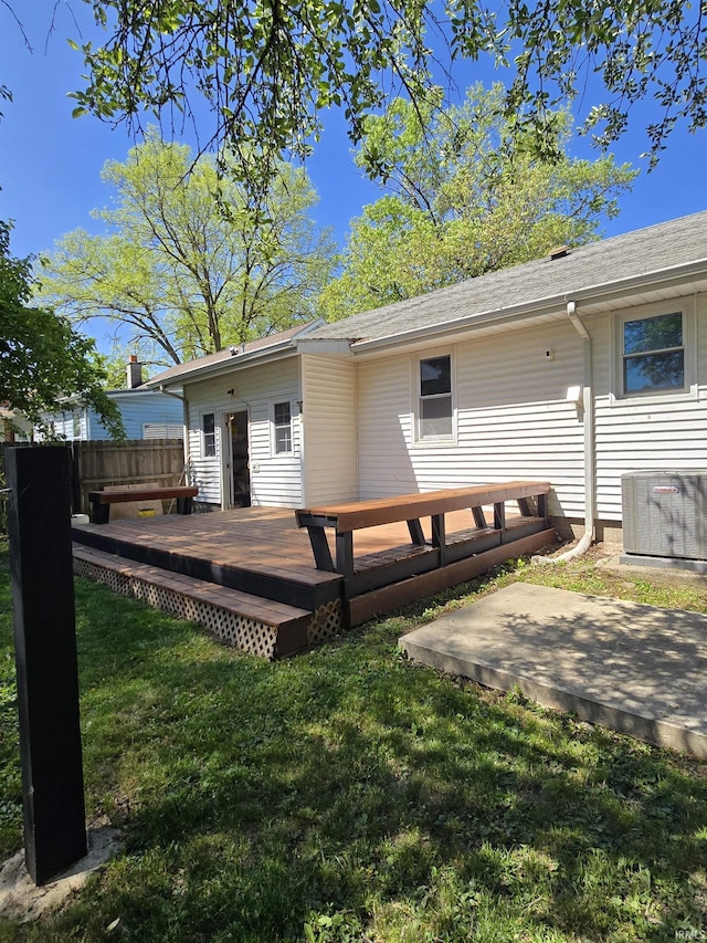 304 N Main St, South Whitley, IN 46787 - back of house with cooling unit and a deck