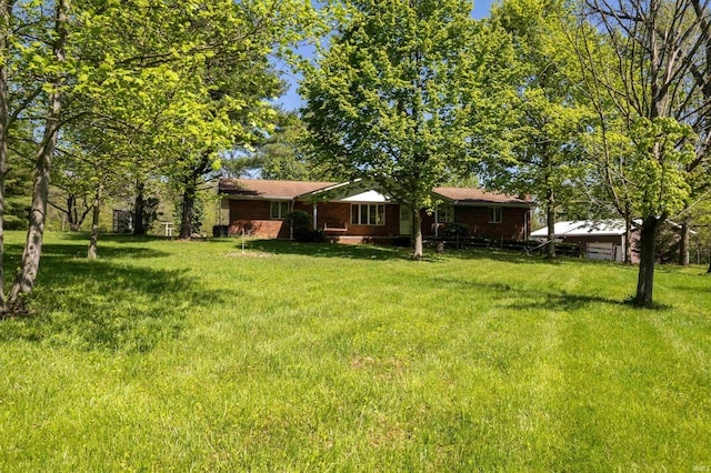 2105 N 100 W, Winchester, IN 47394 - view of green lawn