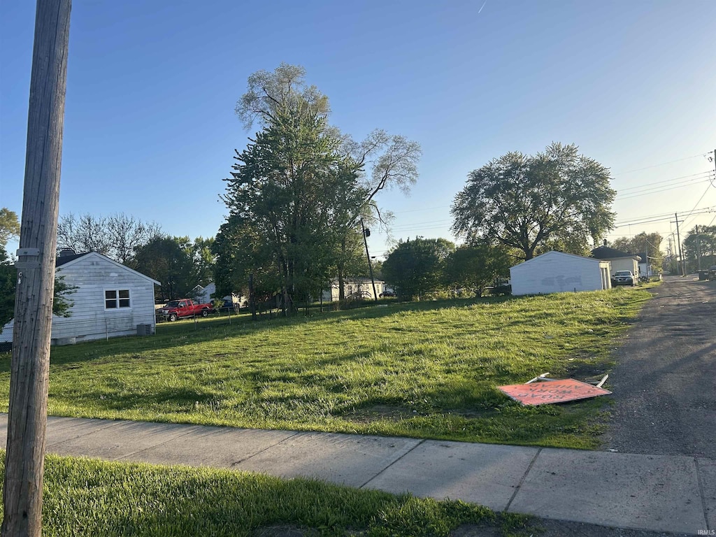 421SWELLINGTO S Wellington St, South Bend, IN 46619