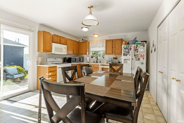 1927 Lighthouse Ln, Goshen, IN 46526 - view of dining area
