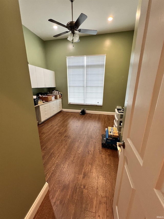 1155 N Fox Ridge Links Dr, Vincennes, IN 47591 - unfurnished room featuring ceiling fan, dark wood-style floors, recessed lighting, and baseboards