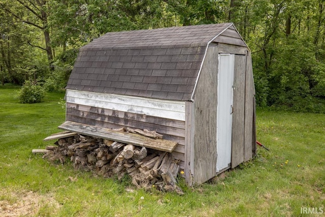 902 E Grant, Hartford City, IN 47348 - view of shed featuring a forest view