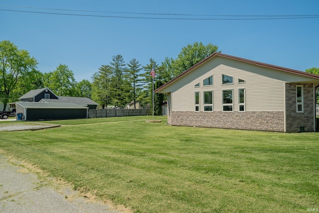 109 E Grant St, Lafontaine, IN 46940 - view of yard