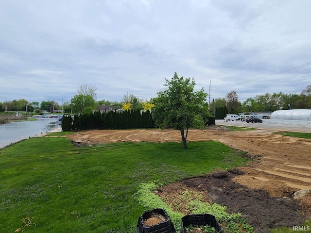 1422 S Harkless Dr, Syracuse, IN 46567