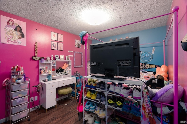 20 Gregory Ct, Lafayette, IN 47905 - bedroom featuring dark wood-style flooring and a textured ceiling