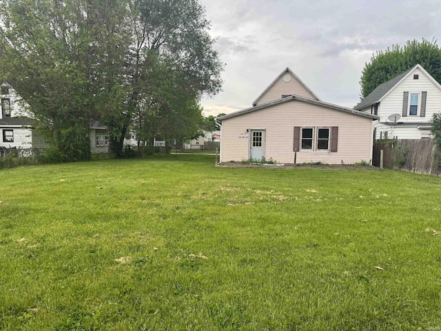 309 Loveland Ave, Peru, IN 46970 - view of back of house