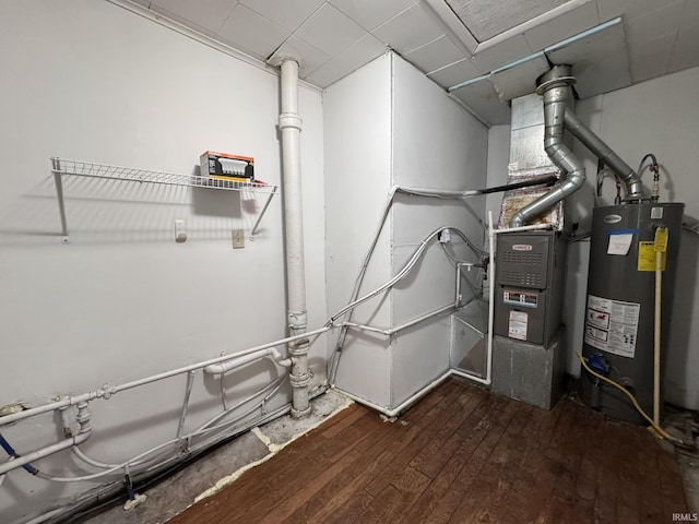 819 N Mccann St, Kokomo, IN 46901 - utility room with water heater