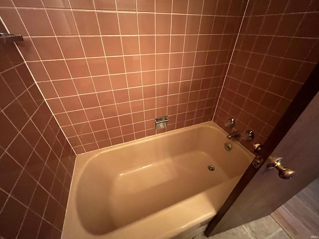 3212 S Saint Joseph St, South Bend, IN 46614 - bathroom with washtub / shower combination