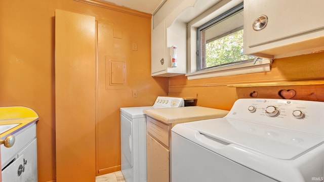800 E 900 N, Decatur, IN 46733 - clothes washing area with washer and clothes dryer and cabinet space