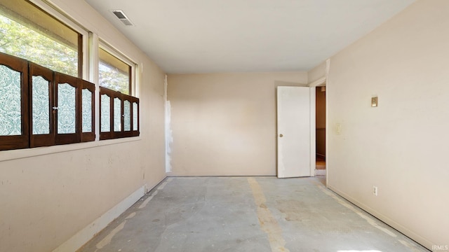 800 E 900 N, Decatur, IN 46733 - unfurnished room featuring concrete flooring and baseboards