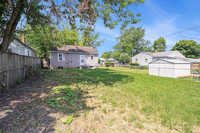 1714 S Warren St, South Bend, IN 46613 - view of yard