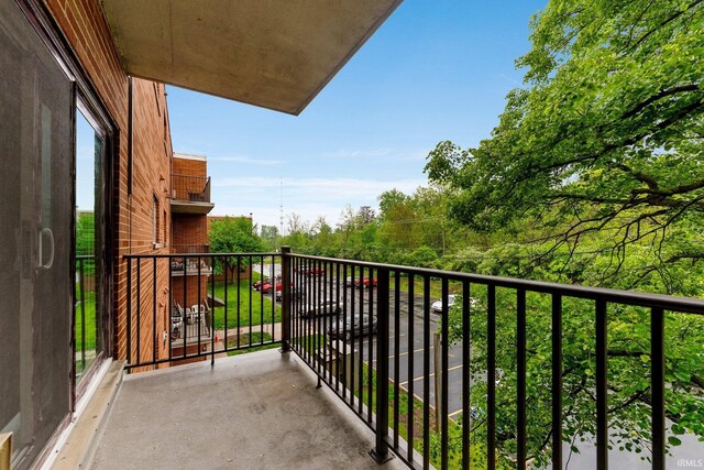 2937 Westbrook Dr Unit A-314, Fort Wayne, IN 46805 - view of balcony