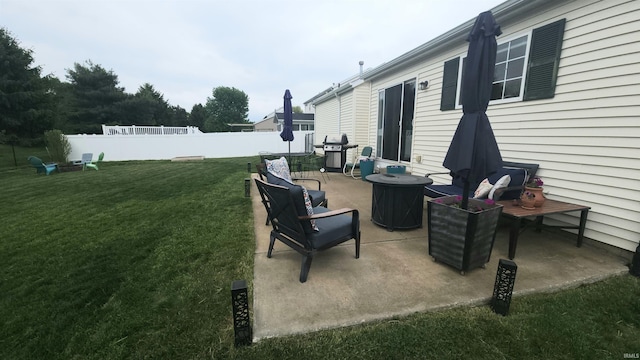 view of yard with a patio