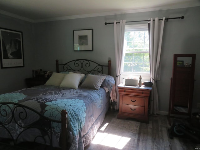 1243 Bellgrade Ave, Loogootee, IN 47553 - bedroom with wood finished floors and crown molding
