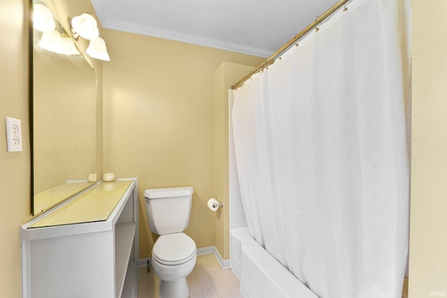 14612 Liberty Mills Rd, Fort Wayne, IN 46814 - bathroom with toilet, crown molding, tile patterned floors, baseboards, and shower / tub combo