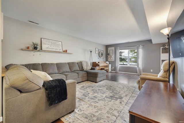 116 El Dorado Trl W, Fort Wayne, IN 46825 - living area with wood finished floors and baseboards