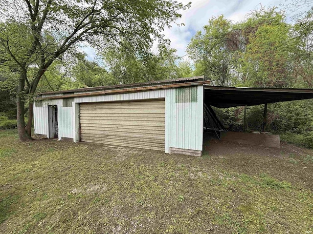garage featuring a detached garage