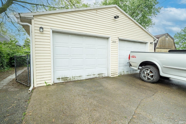 view of detached garage