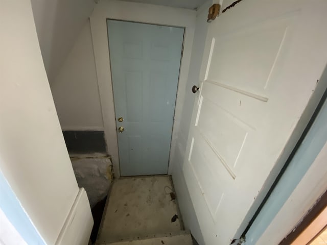 1107 S St, Bedford, IN 47421 - view of entryway